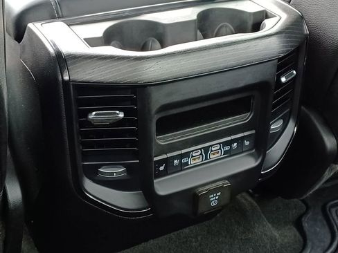 Used 2023 RAM 1500 Limited AWD/4WD image 32