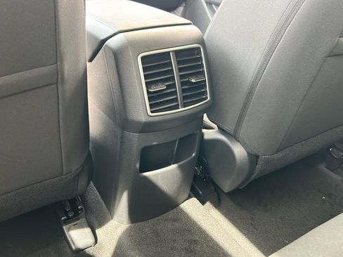 New 2025 Kia Sportage LX image 15