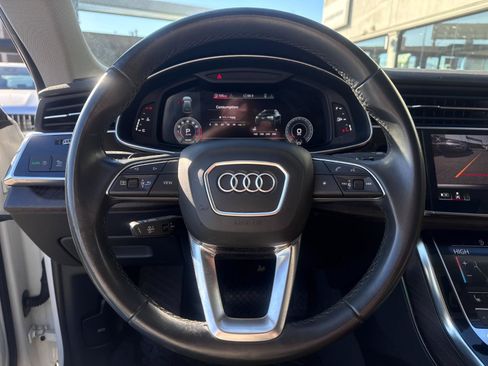 Used 2022 Audi Q8 Premium Plus image 18