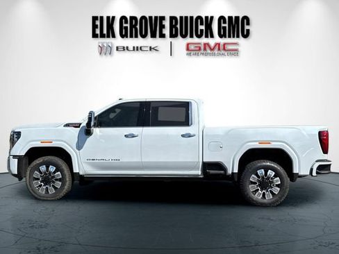 New 2026 GMC Sierra 2500 Denali w/ Denali Reserve Package AWD/4WD image 7