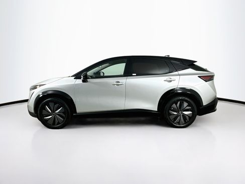Used 2024 Nissan Ariya AWD image 4