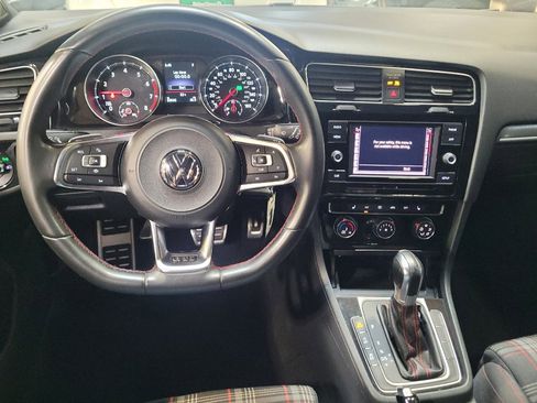 Used 2019 Volkswagen GTI S FWD image 22