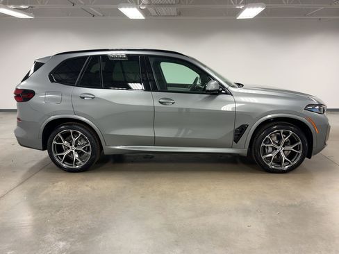 New 2026 BMW X5 sDrive40i w/ M Sport Package image 8