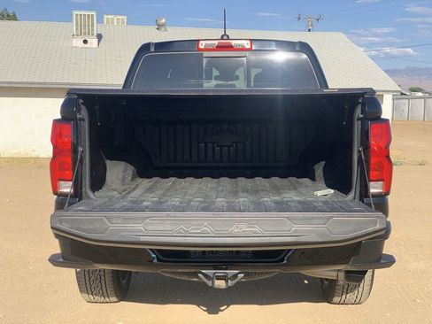 Used 2024 Chevrolet Colorado Z71 w/ LPO, Dark Essentials Package AWD/4WD image 25