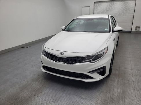 Used 2020 Kia Optima LX FWD image 15