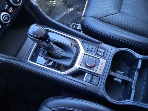 Used 2024 Subaru Forester Limited AWD/4WD image 11