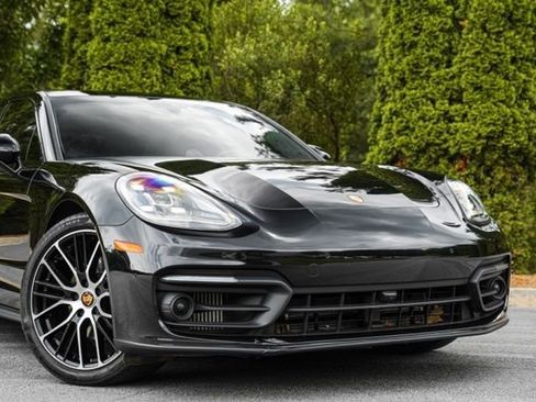 Used 2023 Porsche Panamera 4 Platinum Edition AWD/4WD image 6