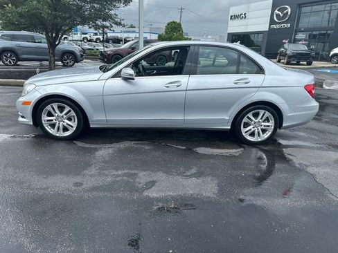 Used 2012 Mercedes-Benz C 300 4MATIC Sedan image 2