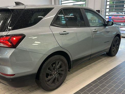 Used 2024 Chevrolet Equinox LS w/ LS Convenience Package FWD image 4