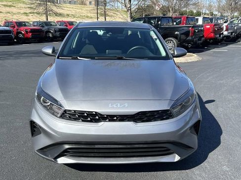 Used 2023 Kia Forte LXS image 9