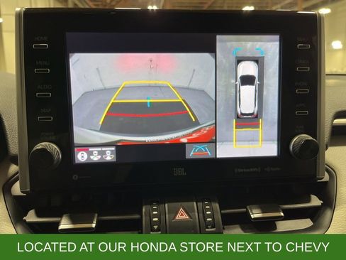 Used 2022 Toyota RAV4 Limited image 17