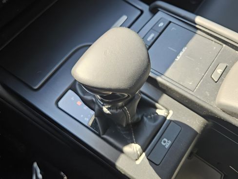 Used 2021 Lexus ES 350 w/ Premium Package image 21