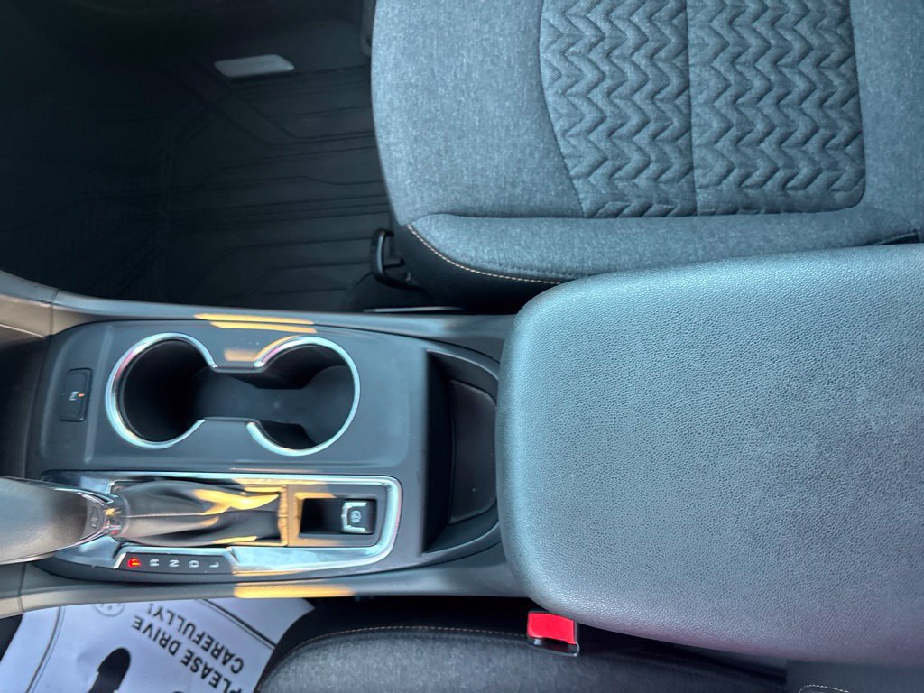 Used 2024 Chevrolet Equinox LT FWD image 19