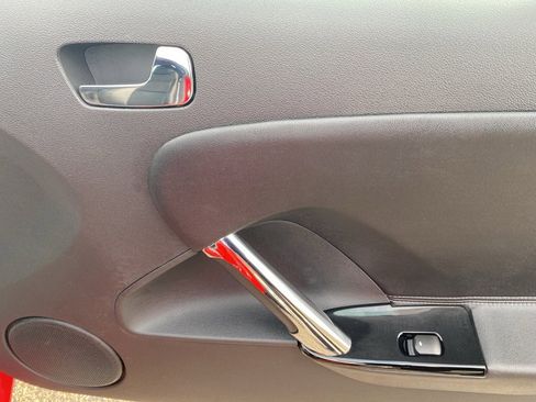 Used 2007 Saturn Sky w/ Premium Trim Pkg image 13