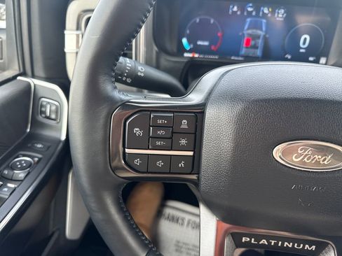 Used 2025 Ford F250 Platinum image 37
