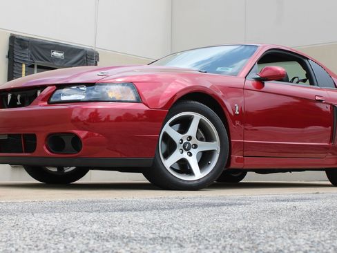 Used 2003 Ford Mustang Cobra RWD image 3