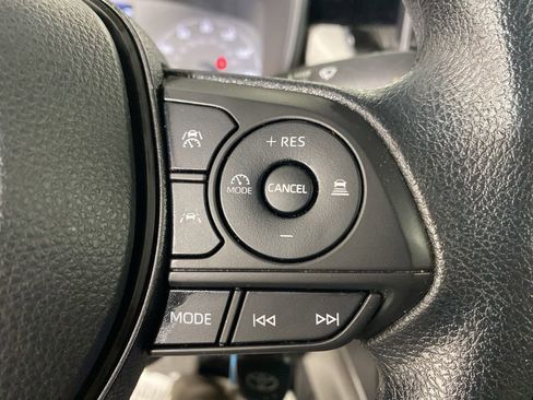 Used 2023 Toyota Corolla Cross L AWD/4WD image 20