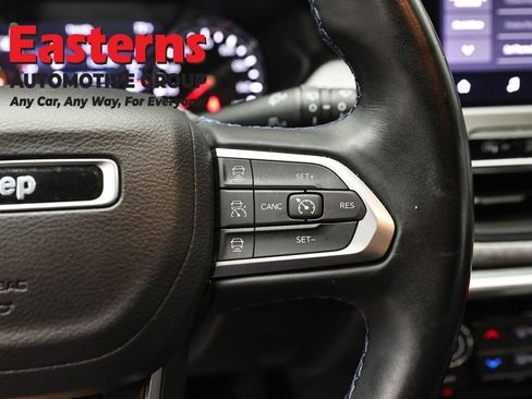 Used 2022 Jeep Compass Latitude w/ Convenience Group AWD/4WD image 16