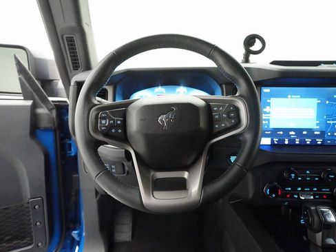 Used 2025 Ford Bronco Big Bend image 4