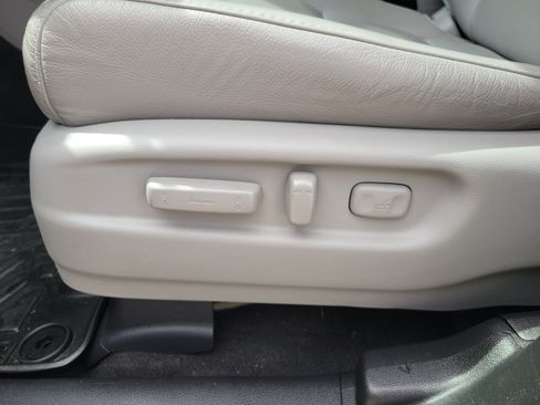 Used 2019 Honda Pilot Touring image 24