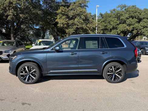 New 2026 Volvo XC90 B6 Core image 3
