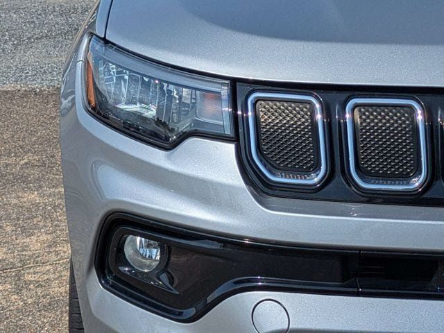 Used 2022 Jeep Compass Limited AWD/4WD image 9
