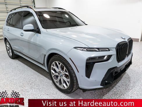 Used 2024 BMW X7 xDrive40i w/ M Sport Package image 6