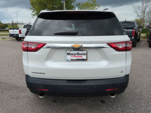Used 2021 Chevrolet Traverse LT w/ LT Premium Package image 5