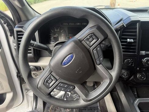 Used 2017 Ford F150 XL w/ Equipment Group 101A Mid AWD/4WD image 14