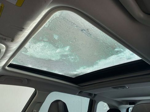 Used 2023 Subaru Forester Limited image 12