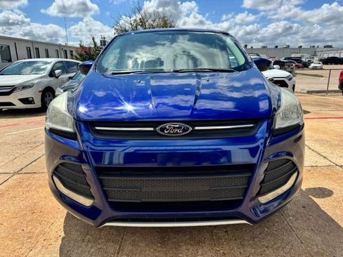 Used 2014 Ford Escape SE FWD image 2