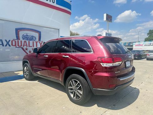 Used 2020 Jeep Grand Cherokee Limited image 32