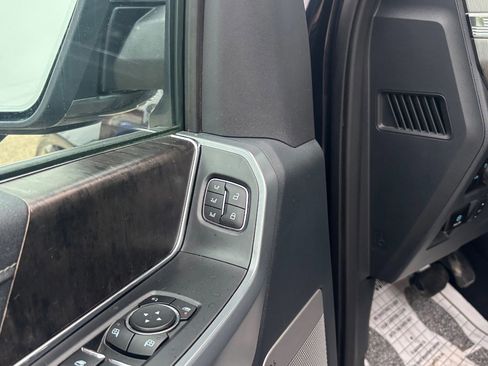 Certified 2022 Ford F150 Lariat image 30