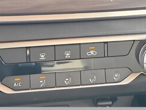 Used 2024 Nissan Altima 2.5 SV image 18