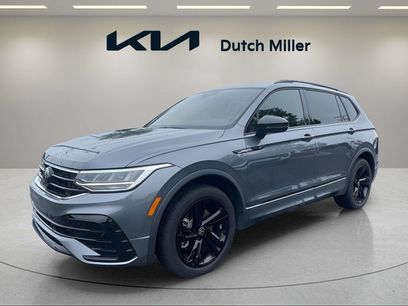 Used 2024 Volkswagen Tiguan SE R-Line