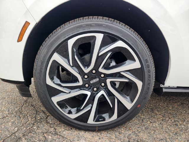 New 2027 Lincoln Navigator L Black Label AWD/4WD image 18