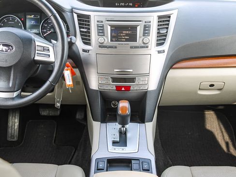 Used 2014 Subaru Outback 2.5i Limited image 13