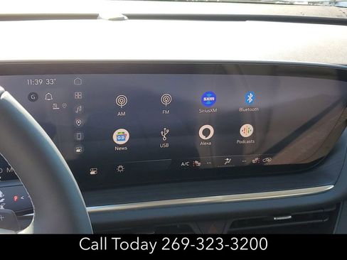 New 2025 Buick Envision Preferred image 14