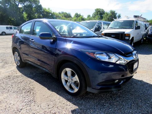 Used 2017 Honda HR-V LX image 25