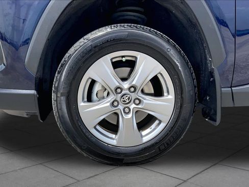 Certified 2024 Toyota RAV4 XLE w/ Convenience Package AWD/4WD image 11