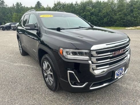 Used 2023 GMC Acadia SLT AWD/4WD image 8