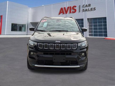 Used 2025 Jeep Compass Limited AWD/4WD image 2