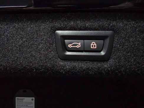 Used 2020 BMW 530i xDrive w/ Convenience Package AWD/4WD image 37