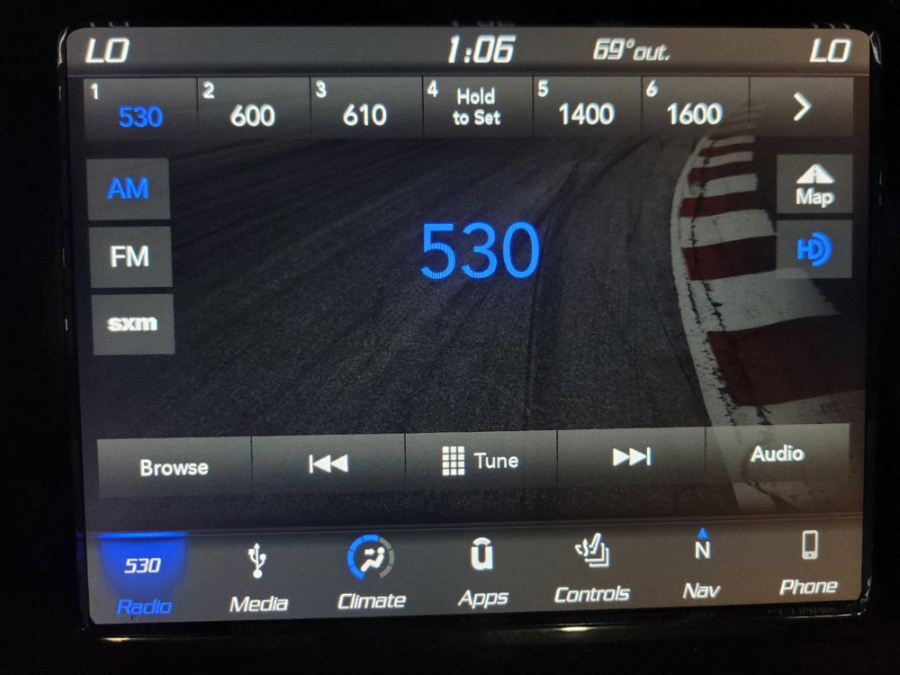 Used 2019 Jeep Cherokee Limited AWD/4WD image 25