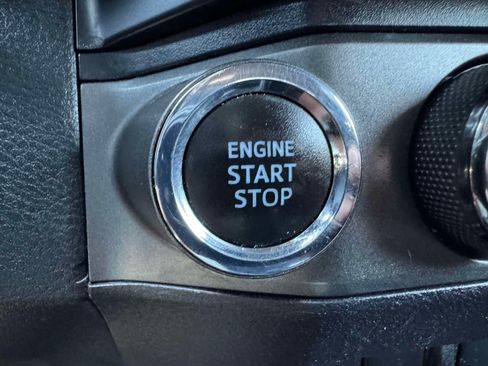 Certified 2020 Toyota Tacoma TRD Off-Road w/ TRD Premium Off Road Package AWD/4WD image 35