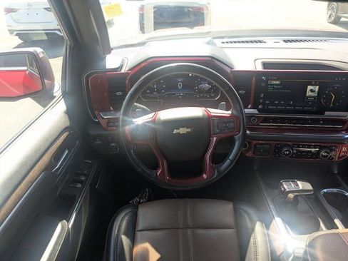 Used 2023 Chevrolet Silverado 1500 High Country w/ High Country Premium Package AWD/4WD image 26