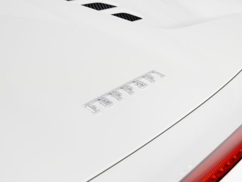 Used 2015 Ferrari 458 Spider image 60