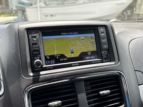 Used 2019 Dodge Grand Caravan GT image 16