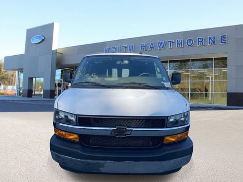 Used 2025 Chevrolet Express 2500 w/ Driver Convenience Package RWD image 2