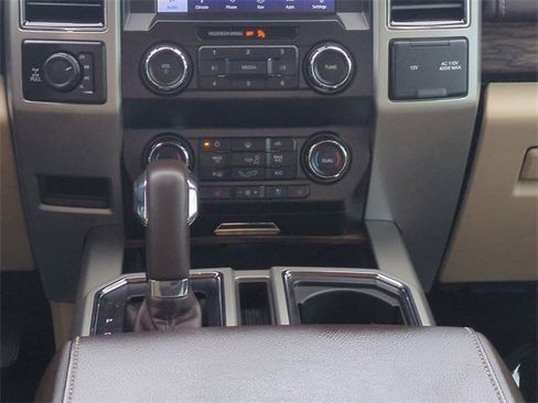 Certified 2019 Ford F150 Lariat w/ FX4 Off-Road Package image 19